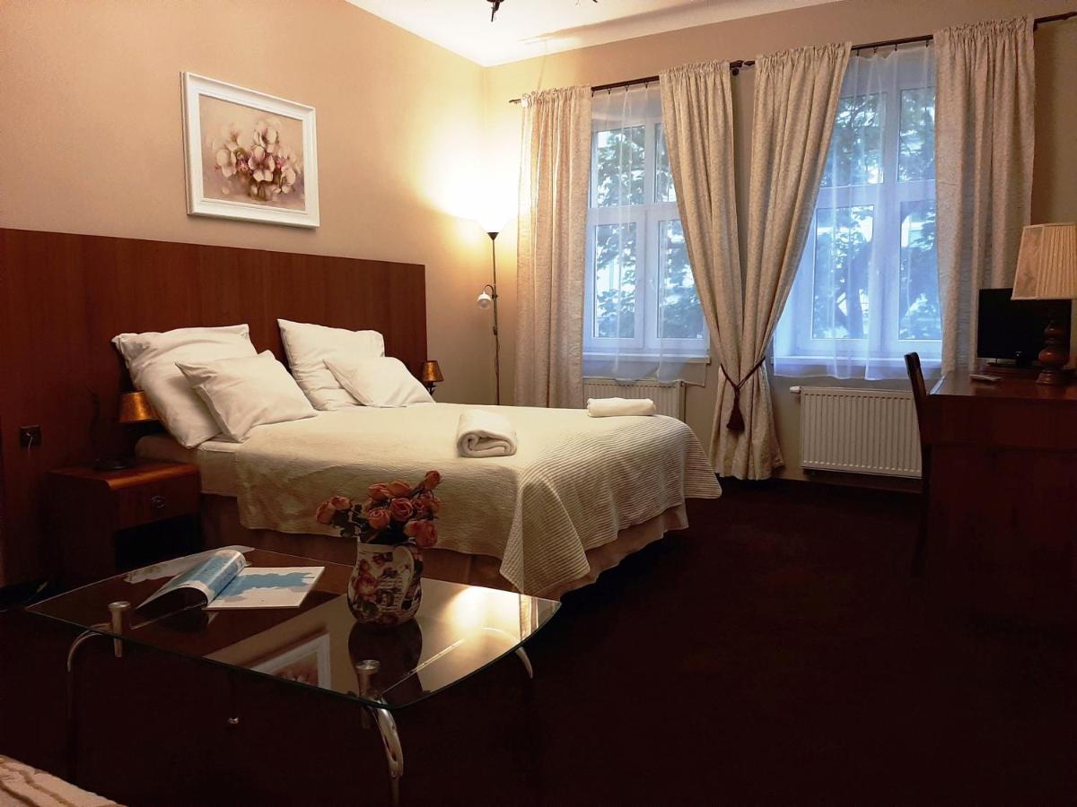 Red Carpet Hostel คราคูฟ ภายนอก รูปภาพ