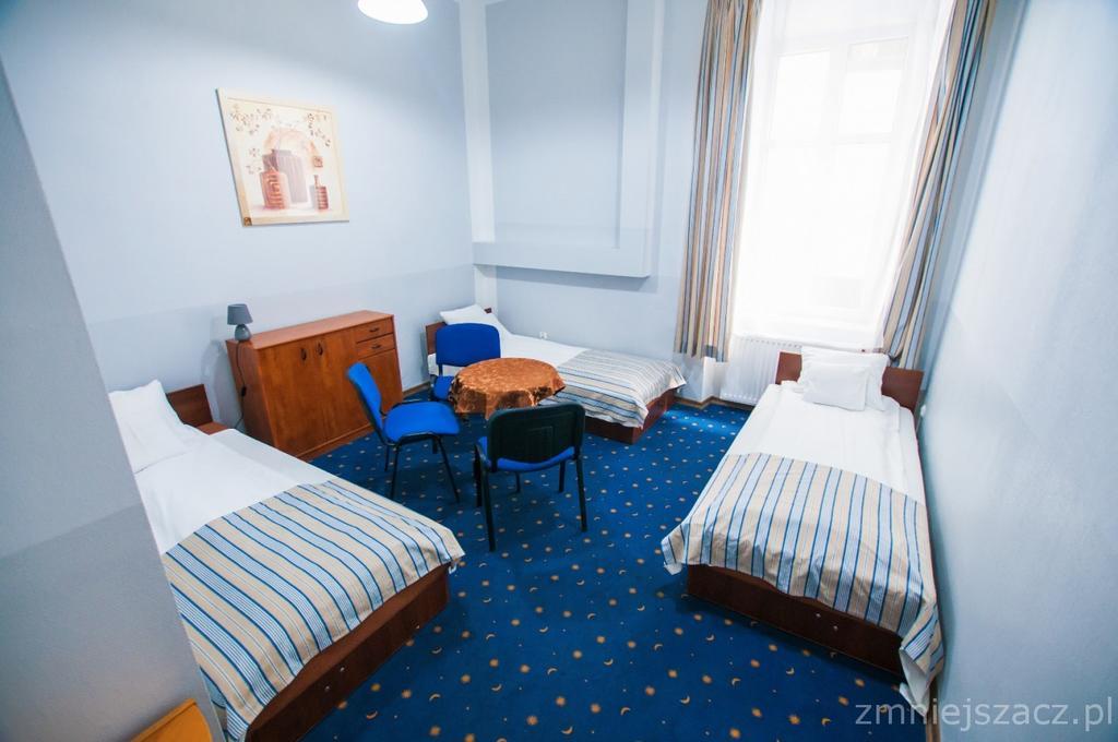 Red Carpet Hostel คราคูฟ ภายนอก รูปภาพ