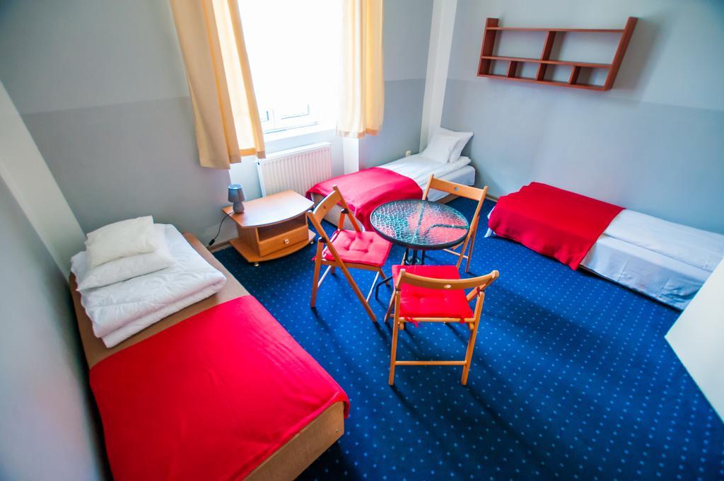Red Carpet Hostel คราคูฟ ภายนอก รูปภาพ