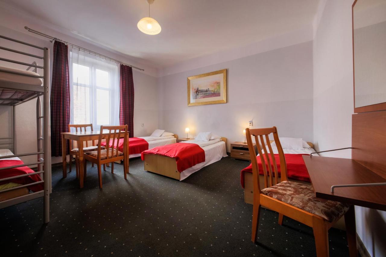 Red Carpet Hostel คราคูฟ ภายนอก รูปภาพ