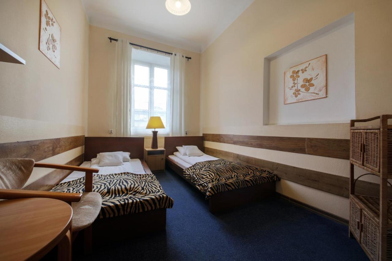 Red Carpet Hostel คราคูฟ ภายนอก รูปภาพ