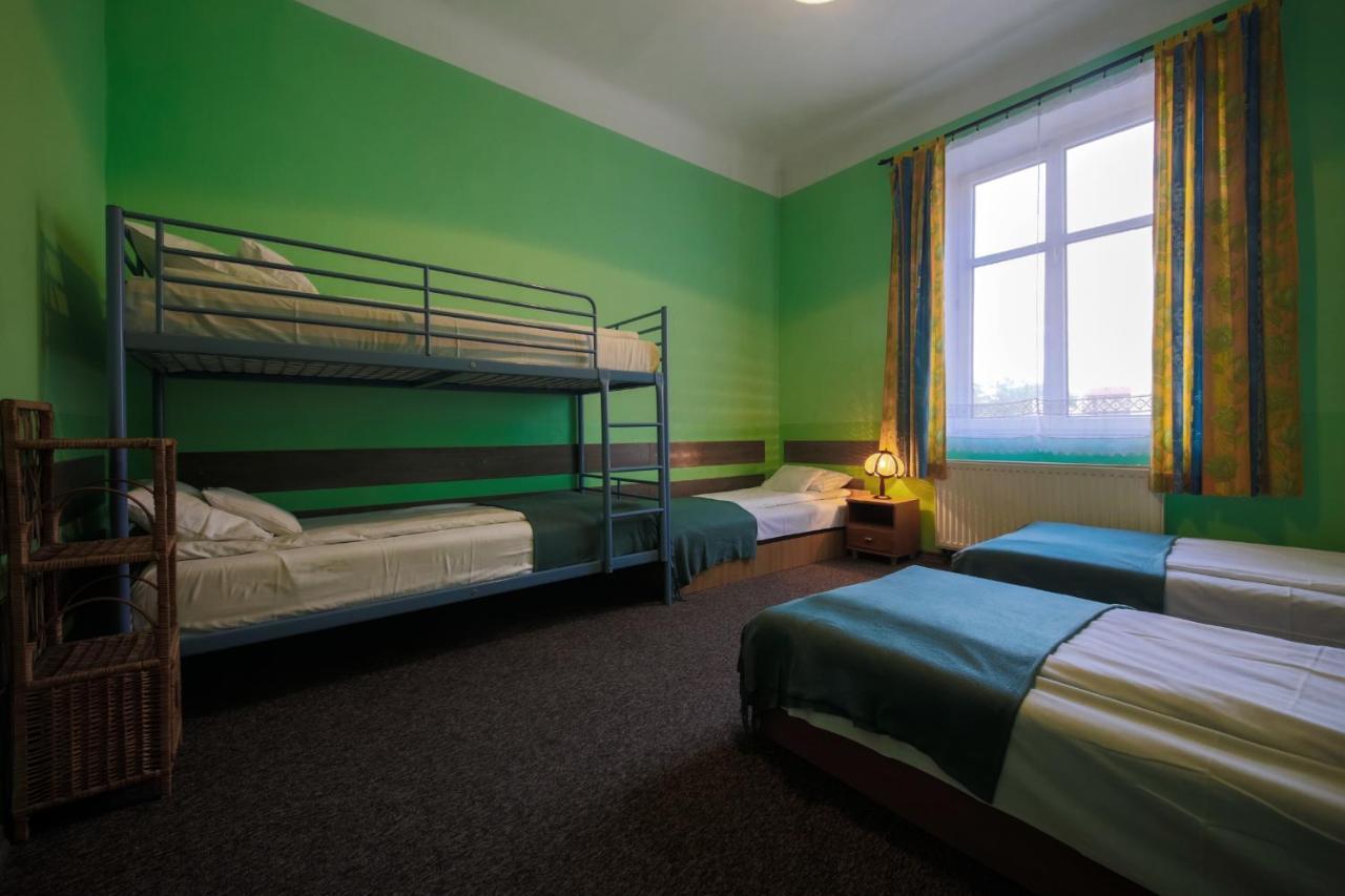Red Carpet Hostel คราคูฟ ภายนอก รูปภาพ